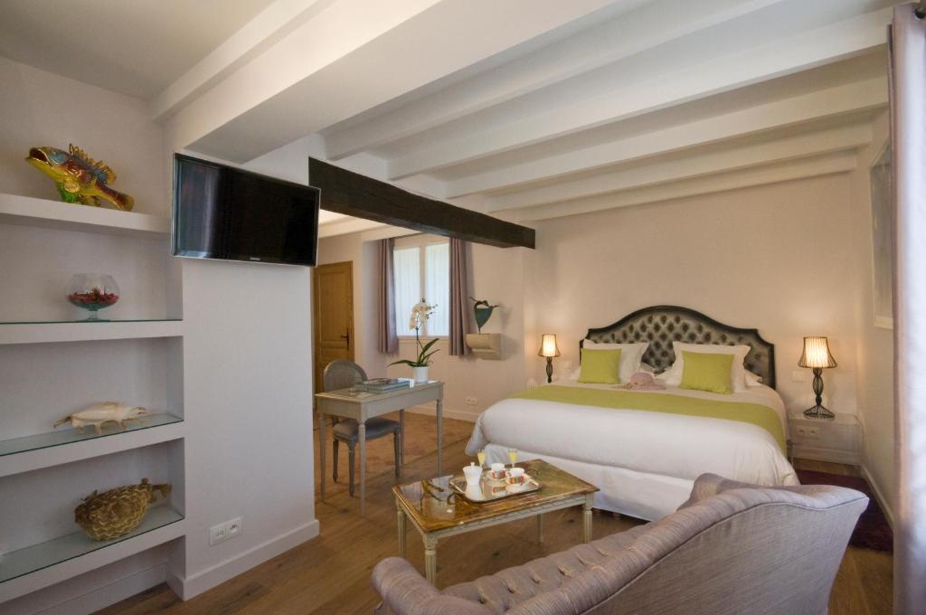 Le Mas Du Chanoine Saint-Paul-de-Vence Habitación foto