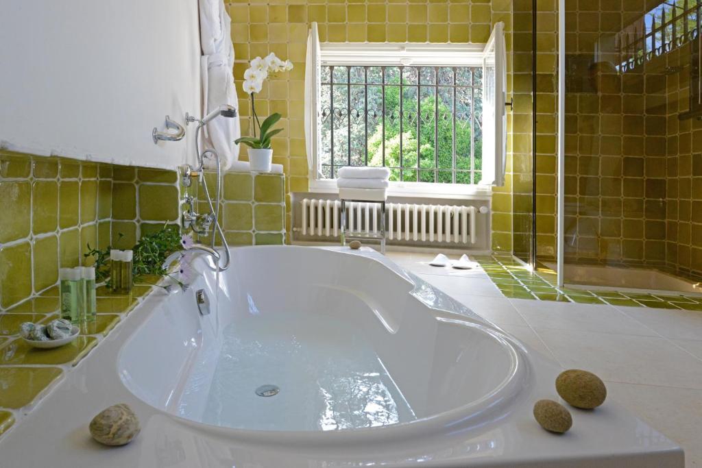 Le Mas Du Chanoine Saint-Paul-de-Vence Habitación foto